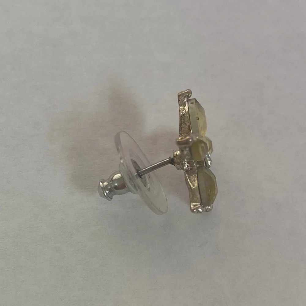 Flower earrings. - Picture 2 of 2